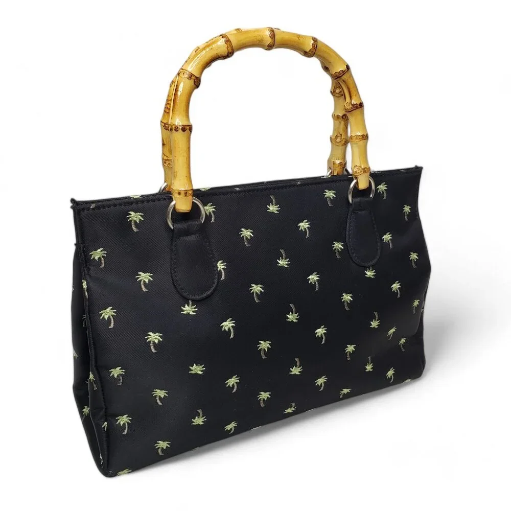 Sunny Hawaii Clamshell Purse Women's Embroidered Palm Bamboo Handle Hand Satchel